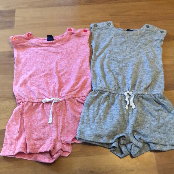 GAP Other - Baby gap jumpers toddler 2 set of 2